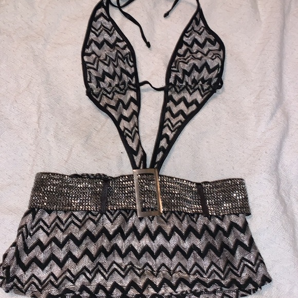 Lingerie - Picture 2 of 8